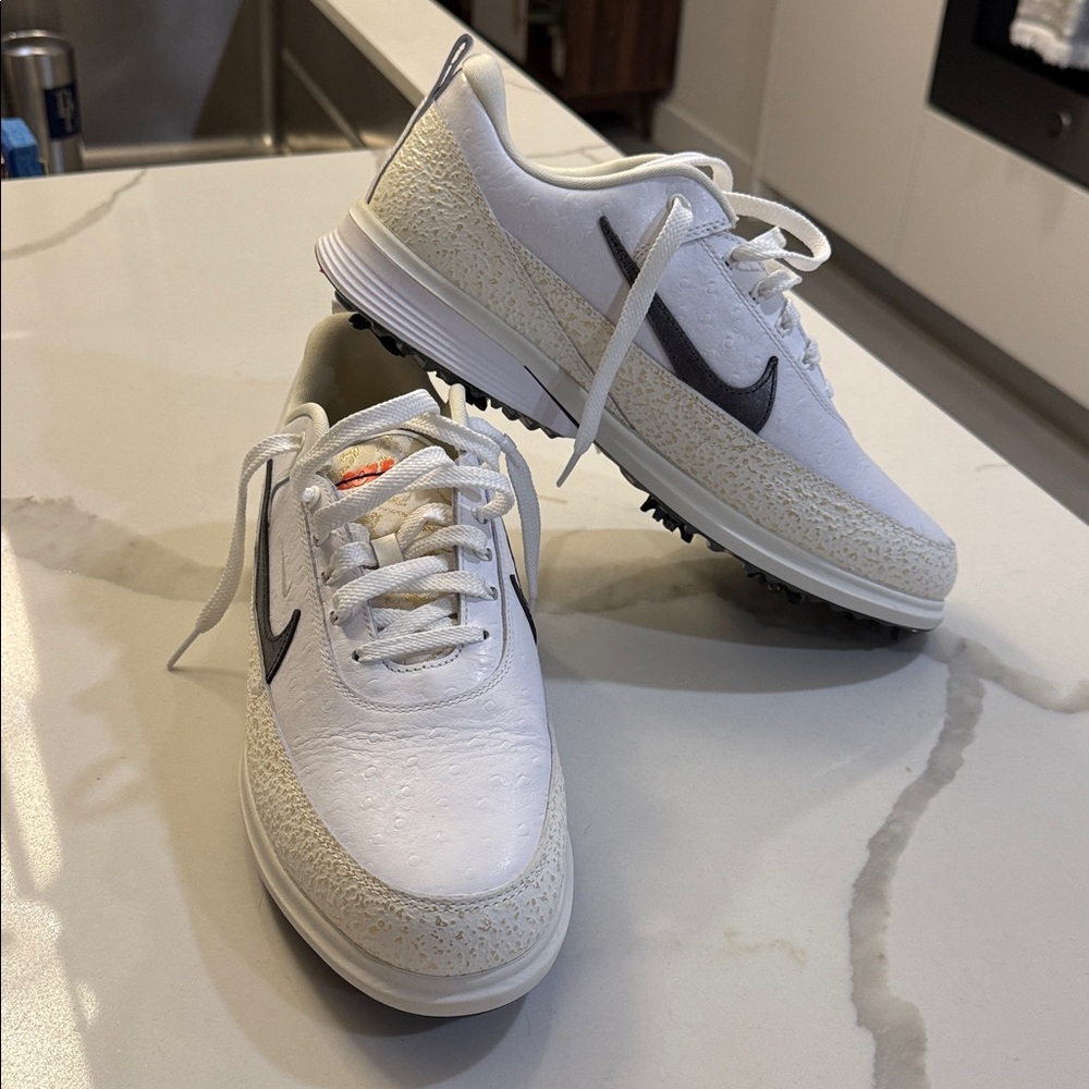 Nike Tour Victory 4 NRG British OpenGolf White and Gold Men's Golf Shoes